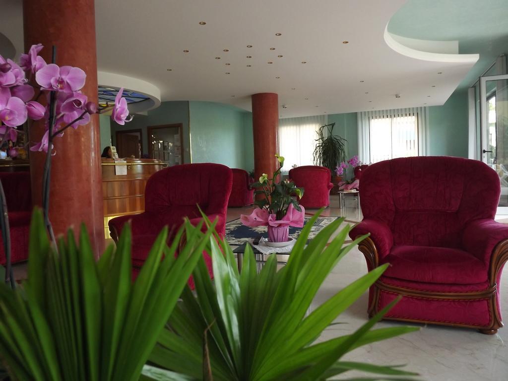 Hotel Cristina Кианчано Терме Екстериор снимка