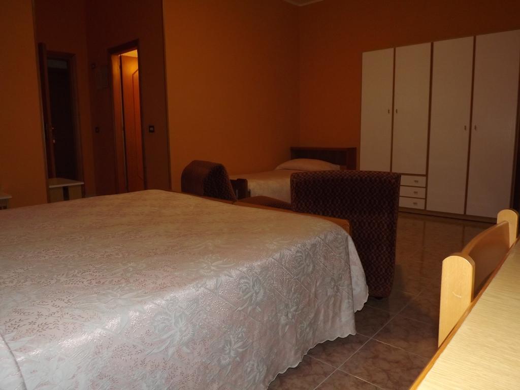 Hotel Cristina Кианчано Терме Стая снимка